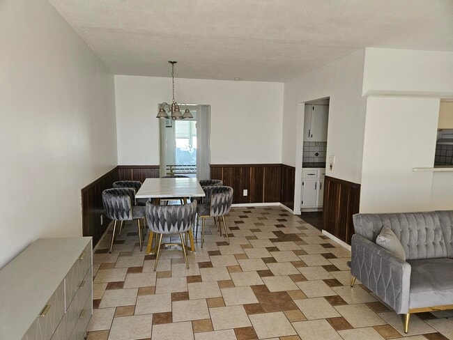 Photo - 14 Waltham E Unidad A