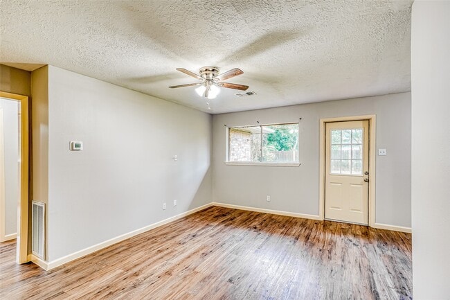 Photo - 4419 Curly Oaks Dr
