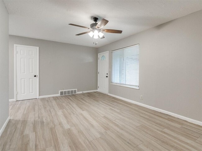 Photo - 1612 Cherry Stone St