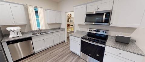 Photo - 768 Richmond Dr