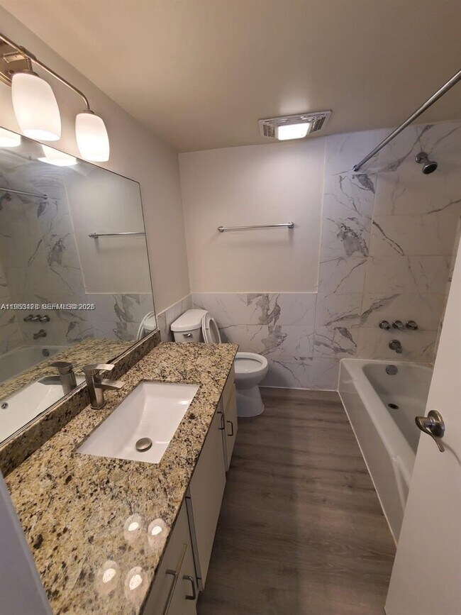 Photo - 4222 Inverrary Blvd Unidad 4108