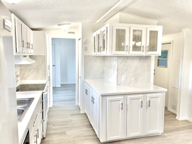 Photo - 14051 SE 63rd Ter