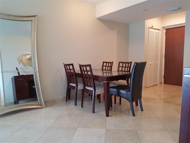 Photo - 6365 Collins Ave Unit 910