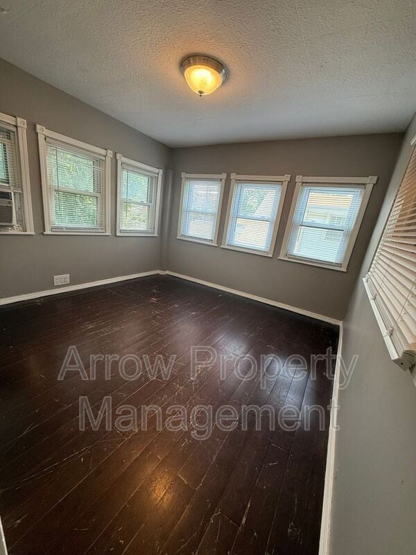 Photo - 1105 Peach St Unit 2