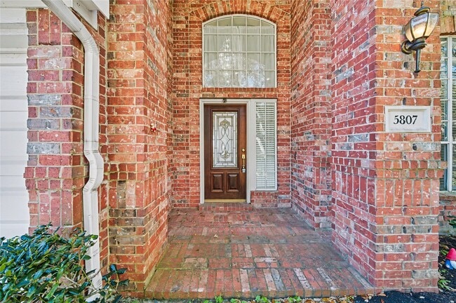 Photo - 5807 Bayberry Way