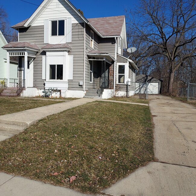 Photo - 333 Salter Ave House