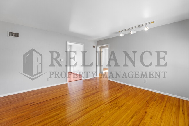 Photo - 1750 S Fabrique Dr