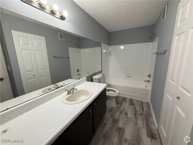 Building Photo - 11561 Villa Grand Unit 720 Rental