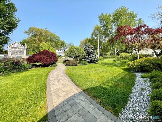 Photo - 32 Tuxis Rd