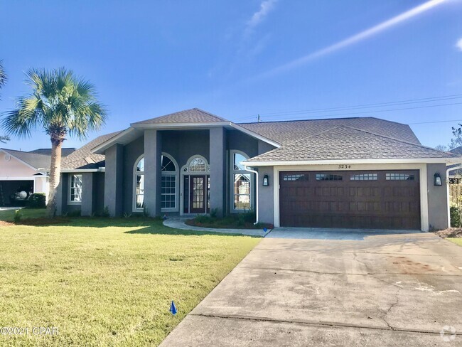 Building Photo - 3234 Country Club Dr Rental