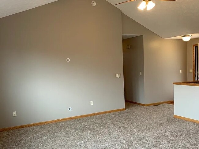 Photo - 7341 Nolan Rd