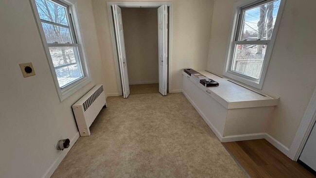 Photo - 239 N King St