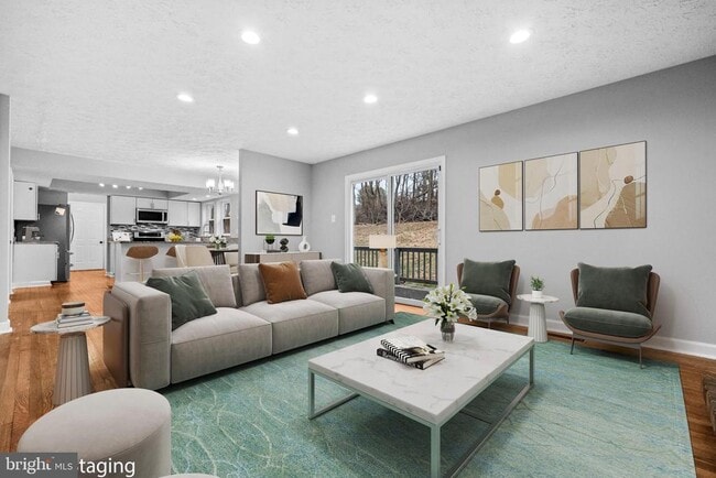 Building Photo - 915 Cypress Point Cir