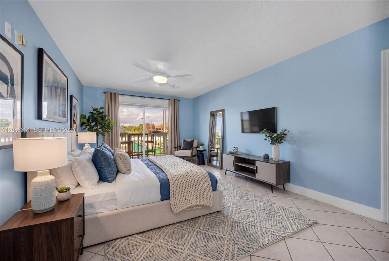 Photo - 2734 Bird Ave Unit 301