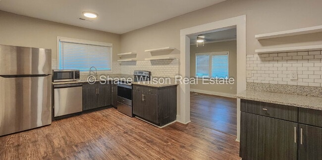 Photo - Cute little 2 BR / 1 BA up for lease!