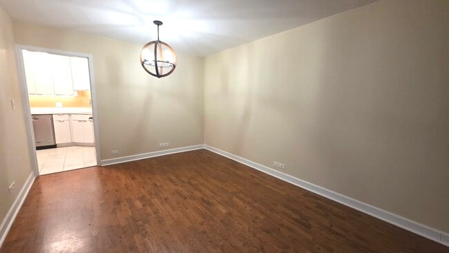 Photo - 6033 N Sheridan Rd Unit 5G