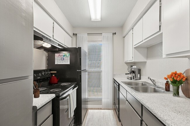 Building Photo - ReNew Andrews I & II Rental