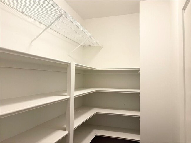 Photo - 204 Providence Ln