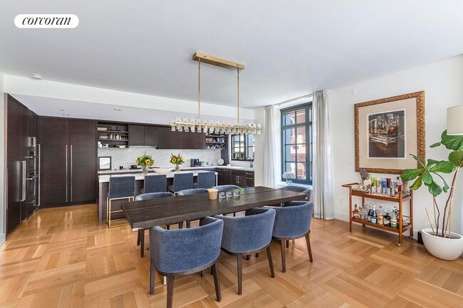 Photo - 500 W 21st St