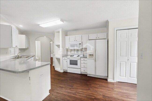 1766 Spring Path Trl