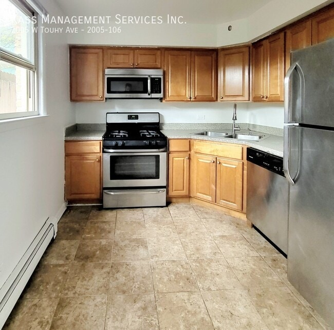 Photo - 2005 W Touhy Ave Unit 2005-106