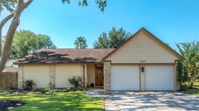 Photo - 1623 Jo Ann Ln