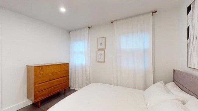 Photo - 11833 Overlook Dr