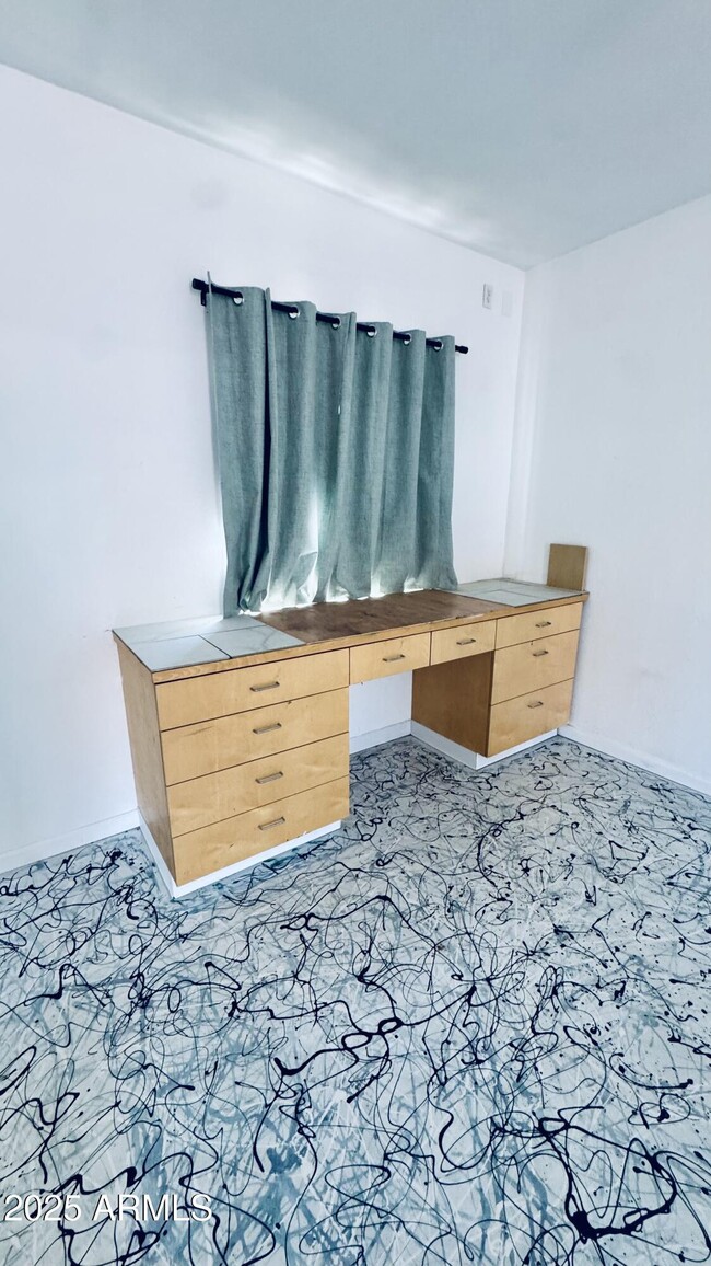 Photo - 1410 S 37th St