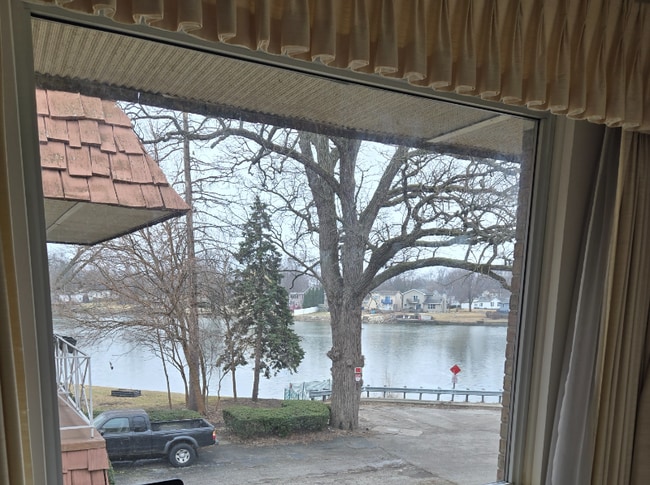 Photo - 684 S Indiana Ave Unidad 6