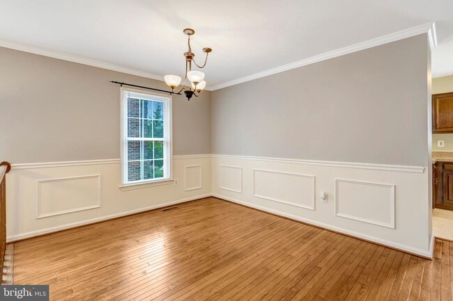 Photo - 5964 Norham Dr