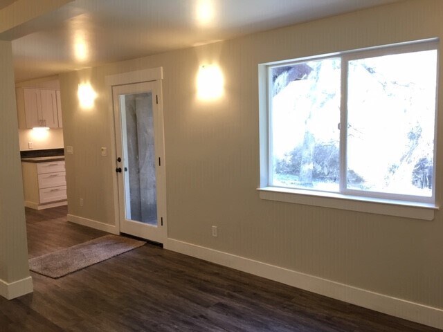 Photo - Creekside Frontage, Walk to town, Downstairs Apartment in Duplex