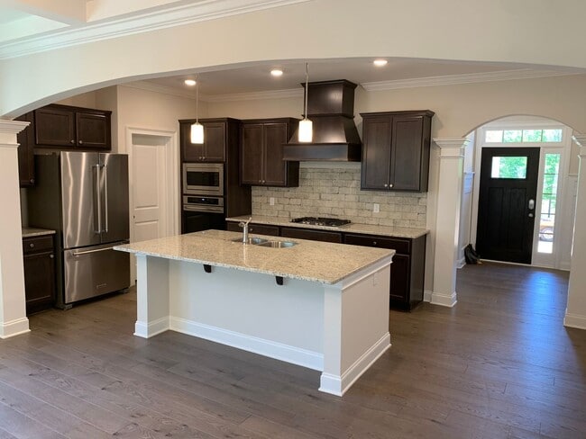 Photo - HOME IN PARC @ THE AU CLUB