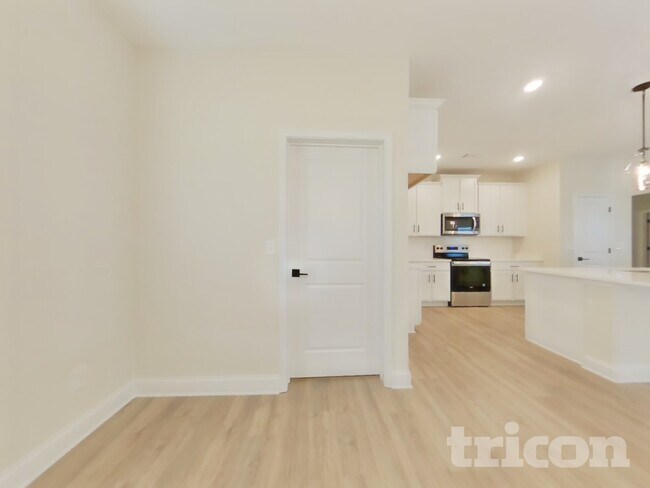 Photo - 615 Cantrell Dr