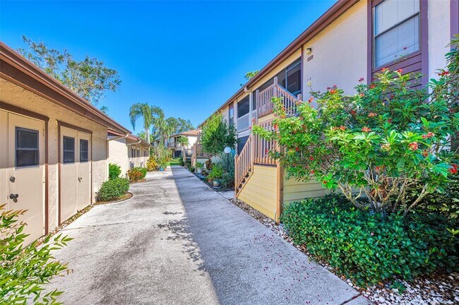 Photo - 5761 Avista Dr Unit 5761