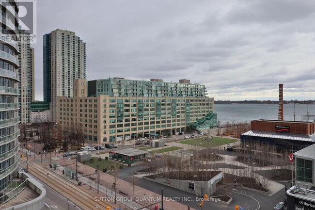 Photo - 228 Queens Quay W Unit 1105