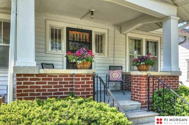 Photo - 810 S 58th St