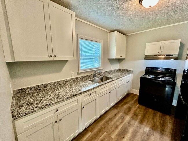 Photo - 29 Chappell Rd NW