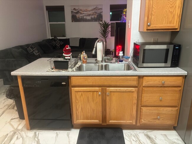 Photo - 7331 Carrot Ridge St