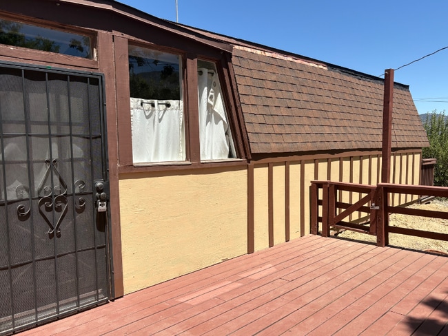 Photo - 16601 Aleutian Dr