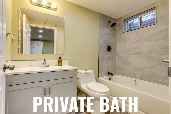 15054 E Dartmouth Ave Unidad 5