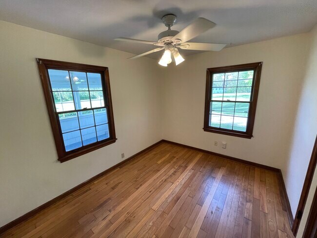 Photo - 2118 Jewett Rd House