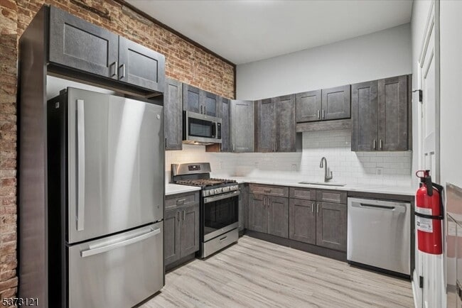 Photo - 28 W Main St Unit 3A