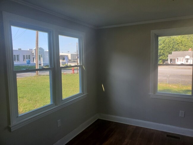 Photo - 105 Peachtree St