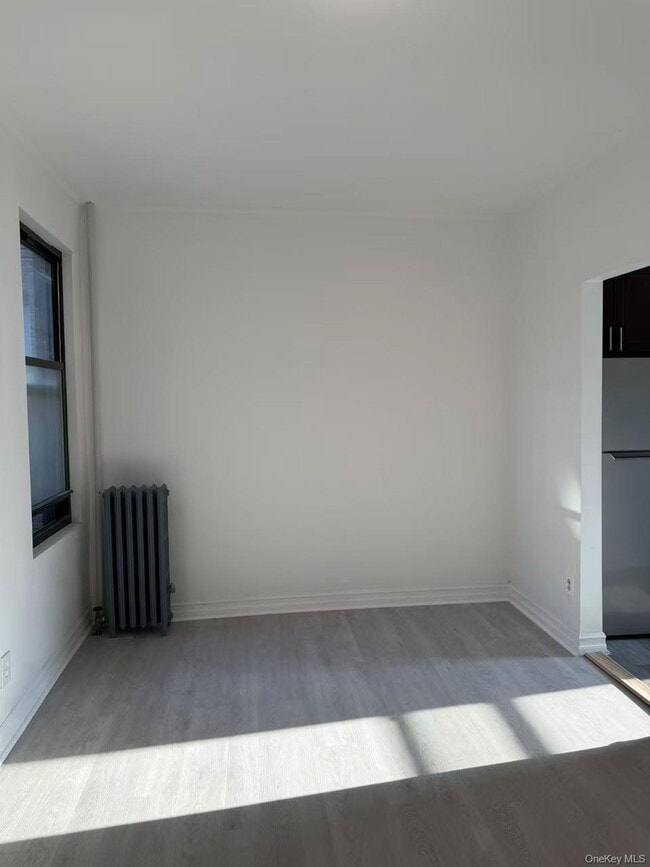 Building Photo - 45-51 40th St Unit 2F