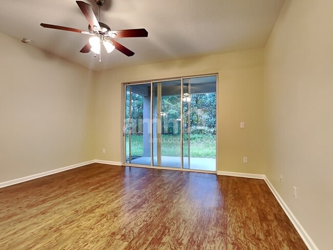 Photo - 743 Sunny Stroll Dr