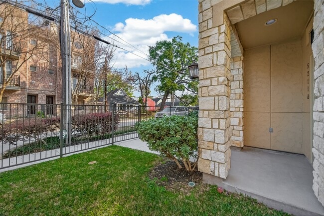 Photo - 5211 Eigel St Unit A