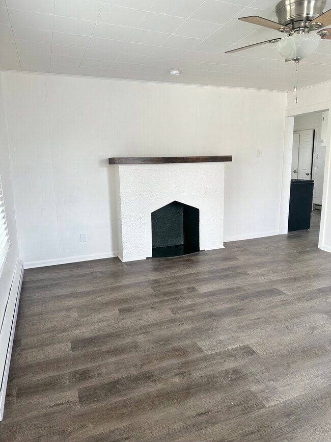 Photo - 129 Washington St