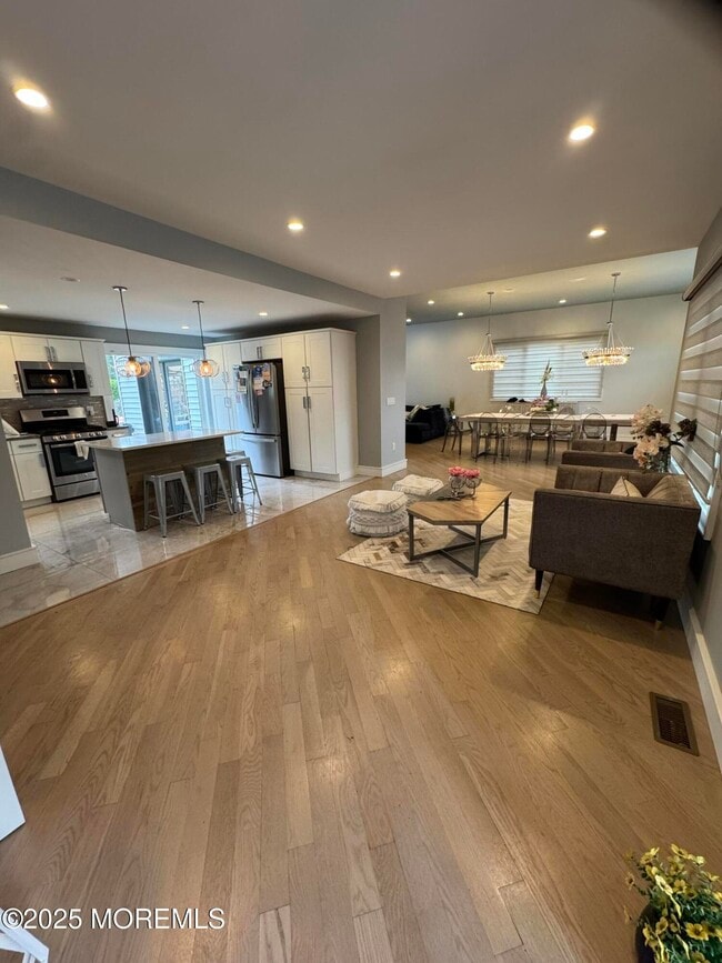 Photo - 259 Roosevelt Ave Casa