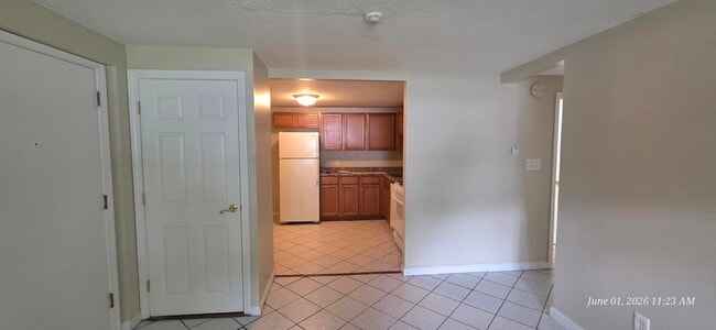Photo - 11 Lancelot Court Unit 7