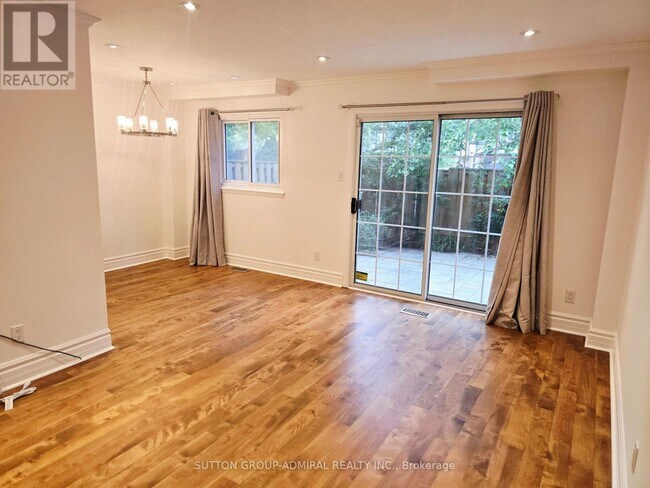 Photo - 24 Corkory Way